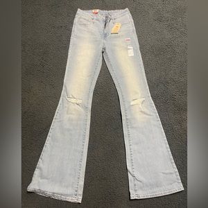 Levis High Rise Flare